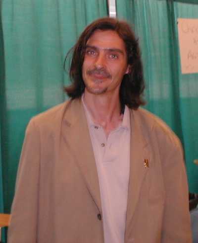 Jason Carter at Dragon*Con 2000.